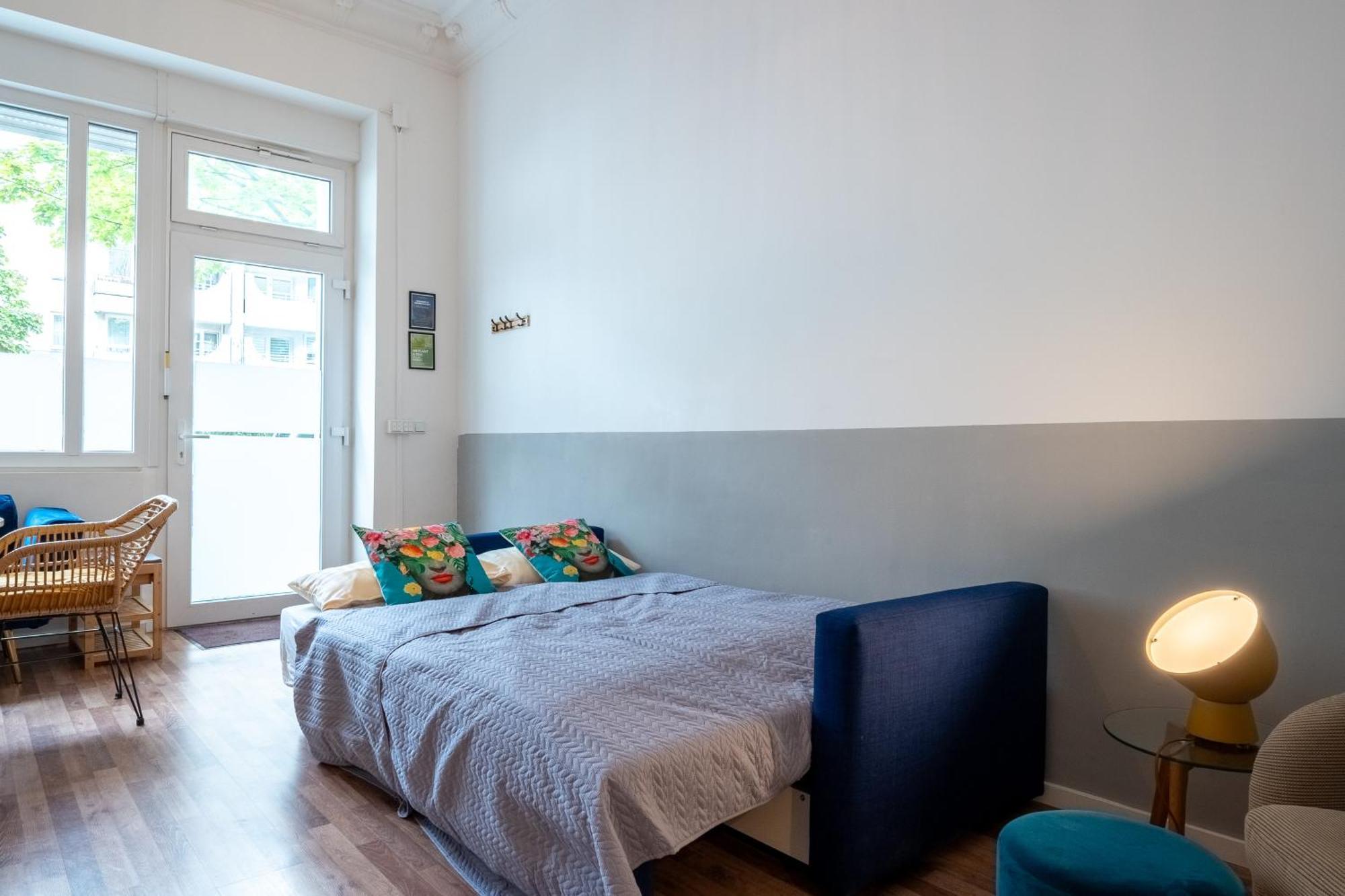 Modern, Central Flat With Workspace Berlin Exterior photo